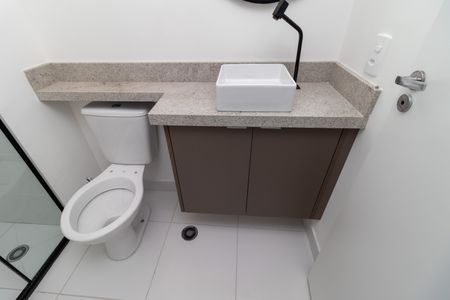 Apartamento para alugar com 28m², 1 quarto e sem vagaBanheiro da Suíte