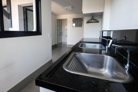 Casa à venda com 284m², 3 quartos e 4 vagas Casa à venda com 284m², 3 quartos e 4 vagasÁrea de serviço