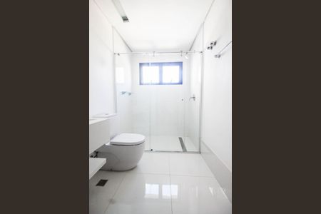 Casa à venda com 284m², 3 quartos e 4 vagas Casa à venda com 284m², 3 quartos e 4 vagasBanheiro 1