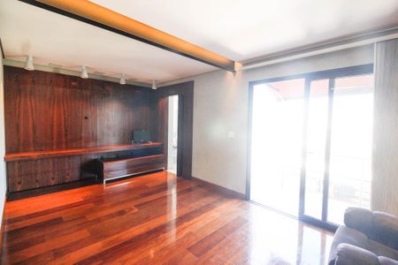 Casa à venda com 284m², 3 quartos e 4 vagas Casa à venda com 284m², 3 quartos e 4 vagasQuarto 1