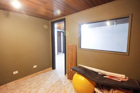 Casa à venda com 284m², 3 quartos e 4 vagas Casa à venda com 284m², 3 quartos e 4 vagasQuarto de serviço 2