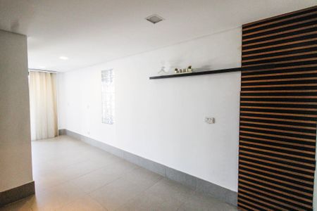 Casa à venda com 284m², 3 quartos e 4 vagas Casa à venda com 284m², 3 quartos e 4 vagasQuarto de serviço 1