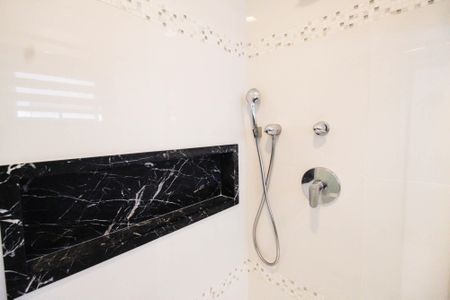 Casa à venda com 284m², 3 quartos e 4 vagas Casa à venda com 284m², 3 quartos e 4 vagasBanheiro 3