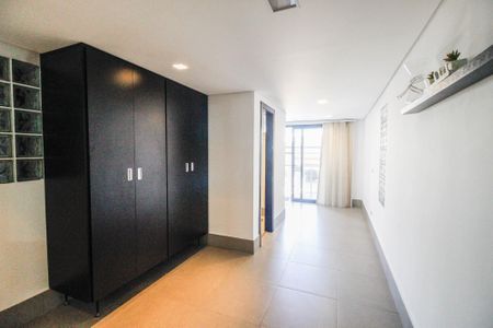 Casa à venda com 284m², 3 quartos e 4 vagas Casa à venda com 284m², 3 quartos e 4 vagasQuarto de serviço 1