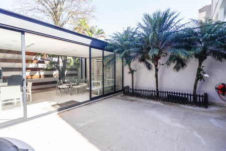 Casa à venda com 284m², 3 quartos e 4 vagas Casa à venda com 284m², 3 quartos e 4 vagasÁrea Externa