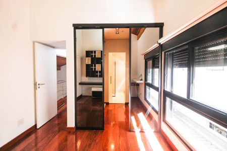 Casa à venda com 284m², 3 quartos e 4 vagas Casa à venda com 284m², 3 quartos e 4 vagasQuarto 3