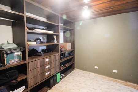 Casa à venda com 284m², 3 quartos e 4 vagas Casa à venda com 284m², 3 quartos e 4 vagasDetalhe