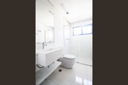 Casa à venda com 284m², 3 quartos e 4 vagas Casa à venda com 284m², 3 quartos e 4 vagasBanheiro 1