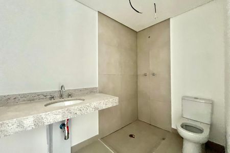 Apartamento à venda com 93m², 3 quartos e 2 vagas Apartamento à venda com 93m², 3 quartos e 2 vagasBanheiro Corredor