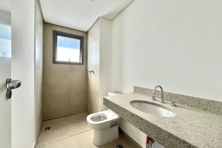 Apartamento à venda com 93m², 3 quartos e 2 vagas Apartamento à venda com 93m², 3 quartos e 2 vagasBanheiro da Suíte