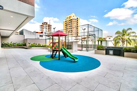 Apartamento à venda com 93m², 3 quartos e 2 vagas Apartamento à venda com 93m², 3 quartos e 2 vagasÁrea comum - Playground