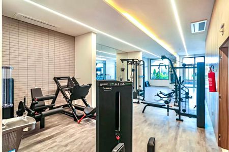 Apartamento à venda com 93m², 3 quartos e 2 vagas Apartamento à venda com 93m², 3 quartos e 2 vagasÁrea comum - Academia