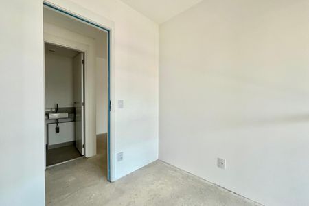 Apartamento à venda com 93m², 3 quartos e 2 vagas Apartamento à venda com 93m², 3 quartos e 2 vagasQuarto 2