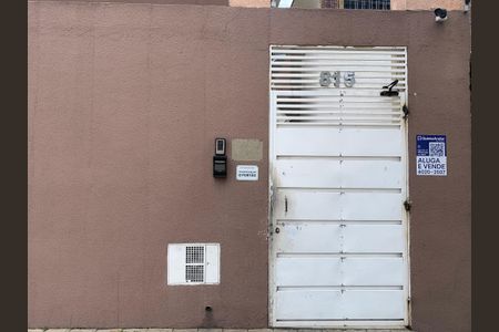 Apartamento para alugar com 40m², 2 quartos e sem vagaFachada + Plaquinha