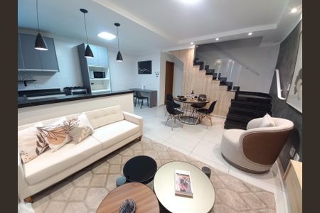 Casa para alugar com 103m², 2 quartos e 1 vaga Casa para alugar com 103m², 2 quartos e 1 vagaSala