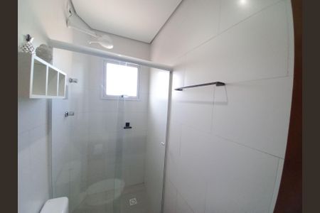 Casa para alugar com 103m², 2 quartos e 1 vaga Casa para alugar com 103m², 2 quartos e 1 vagaBanheiro da Suíte 1