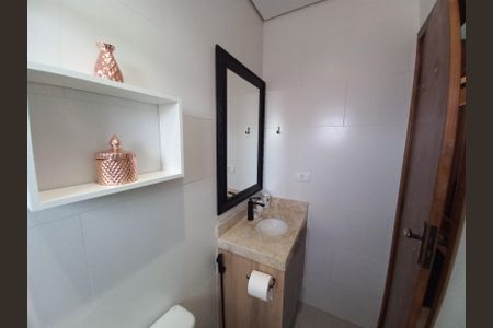 Casa para alugar com 103m², 2 quartos e 1 vaga Casa para alugar com 103m², 2 quartos e 1 vagaBanheiro da Suíte 2