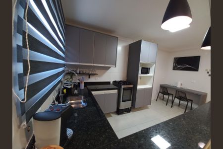 Casa para alugar com 103m², 2 quartos e 1 vaga Casa para alugar com 103m², 2 quartos e 1 vagaCozinha