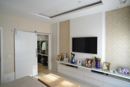 Apartamento à venda com 366m², 5 quartos e 4 vagasSuíte 3