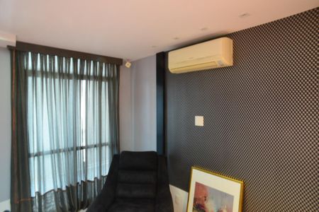 Apartamento à venda com 366m², 5 quartos e 4 vagasQuarto 1