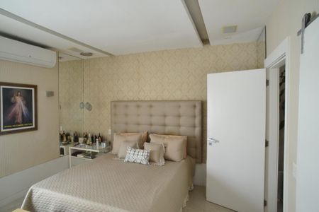 Apartamento à venda com 366m², 5 quartos e 4 vagasSuíte 3