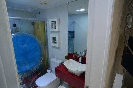 Apartamento à venda com 366m², 5 quartos e 4 vagasBanheiro Social