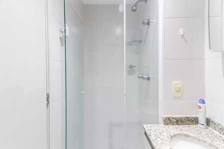 Apartamento à venda com 84m², 2 quartos e 2 vagasBanheiro da Suíte