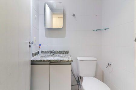 Apartamento à venda com 84m², 2 quartos e 2 vagasBanheiro da Suíte