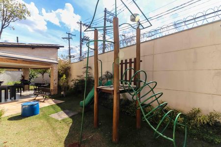 Apartamento à venda com 84m², 2 quartos e 2 vagasÁrea comum - Playground