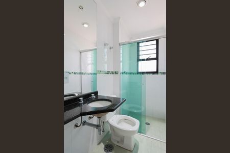 Apartamento para alugar com 110m², 3 quartos e 2 vagasBanheiro social