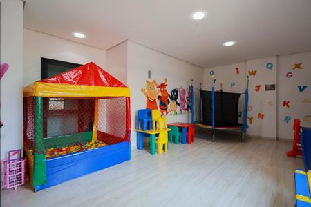 Apartamento para alugar com 110m², 3 quartos e 2 vagasÁrea comum - Brinquedoteca