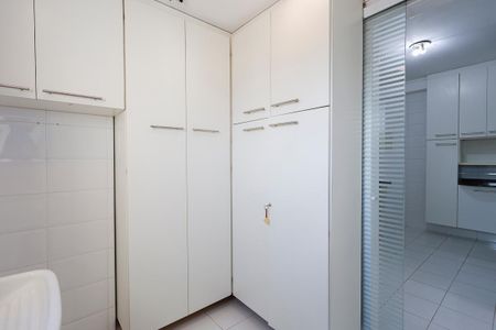 Apartamento para alugar com 110m², 3 quartos e 2 vagasÁrea de serviço