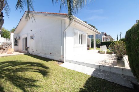 Casa à venda com 163m², 2 quartos e 1 vagaQuintal