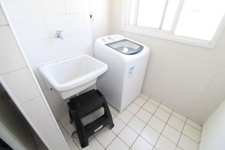 Apartamento para alugar com 74m², 3 quartos e 1 vagaÁrea de Serviço