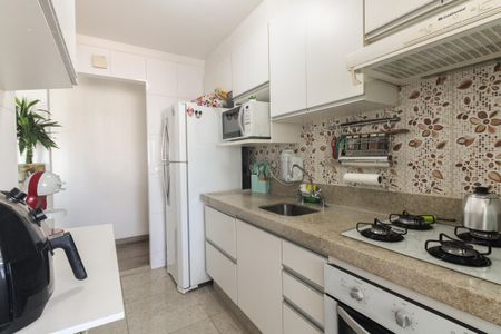 Apartamento à venda com 60m², 2 quartos e 1 vagaCozinha 