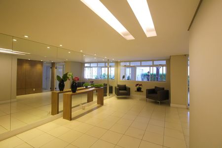 Apartamento para alugar com 84m², 2 quartos e 2 vagas Apartamento para alugar com 84m², 2 quartos e 2 vagasHall de entrada