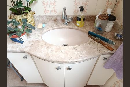 Casa à venda com 190m², 3 quartos e 2 vagasBanheiro do escritório