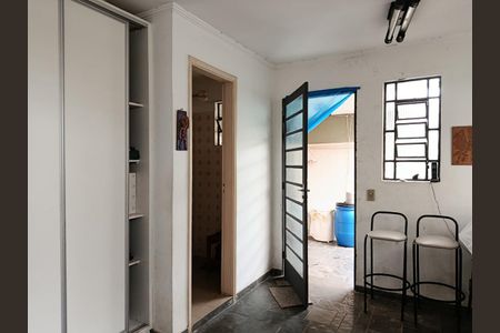 Casa à venda com 190m², 3 quartos e 2 vagasQuarto de serviço