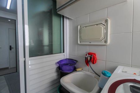 Apartamento à venda com 75m², 3 quartos e 2 vagas Apartamento à venda com 75m², 3 quartos e 2 vagasÁrea de Serviço