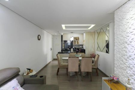 Apartamento à venda com 75m², 3 quartos e 2 vagas Apartamento à venda com 75m², 3 quartos e 2 vagasSala