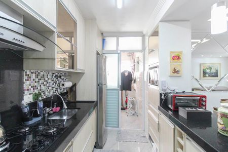 Apartamento à venda com 75m², 3 quartos e 2 vagas Apartamento à venda com 75m², 3 quartos e 2 vagasCozinha