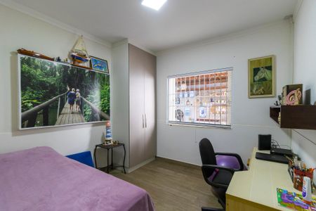 Casa à venda com 160m², 3 quartos e 4 vagas Casa à venda com 160m², 3 quartos e 4 vagasQuarto 2