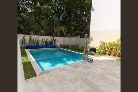 Apartamento para alugar com 28m², 1 quarto e sem vagaÁrea comum - Piscina