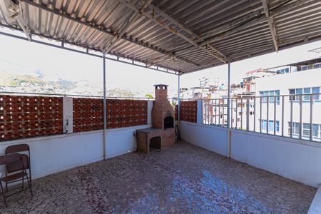 Apartamento à venda com 70m², 2 quartos e sem vagaÁrea comum - Salão de festas