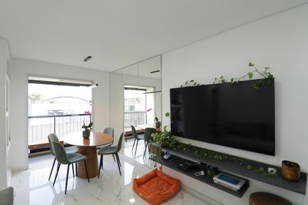 Apartamento para alugar com 65m², 2 quartos e 1 vaga Apartamento para alugar com 65m², 2 quartos e 1 vagaSala
