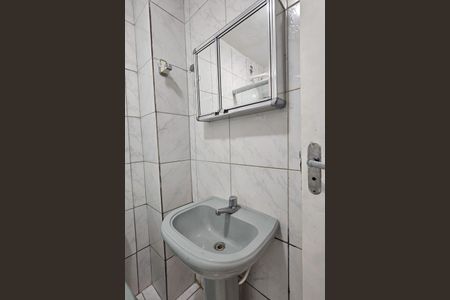 Casa para alugar com 120m², 3 quartos e sem vaga Casa para alugar com 120m², 3 quartos e sem vagaBanheiro