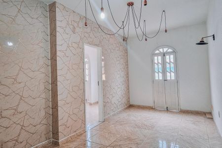 Casa para alugar com 120m², 3 quartos e sem vaga Casa para alugar com 120m², 3 quartos e sem vagaSala