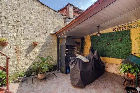 Casa à venda com 250m², 3 quartos e 1 vagaPátio