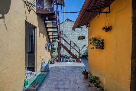 Casa à venda com 250m², 3 quartos e 1 vagaPátio