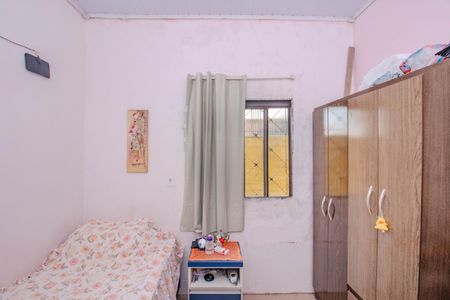 Quarto 2 de casa à venda com 3 quartos, 250m² em Jardim Itu, Porto Alegre